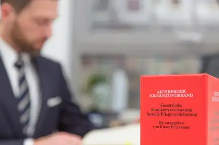 Foto von Fachkanzlei Dr. Hollitzer & Hiller - Rechtsanwälte Kiel - Arbeitsrecht, Medizinrecht, Versicherungsrecht, Sozialrecht