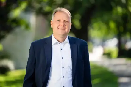 Foto von Kanzlei Le Mans-Wall