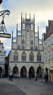 Foto von KAS 1 | Rechtsanwalt Notar Christoph Fox