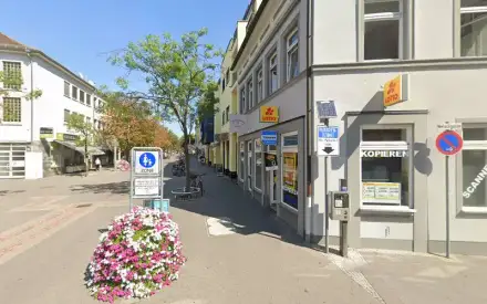 Foto von Notar Dr. Christoph Schmidt und Notarin Elena Seng