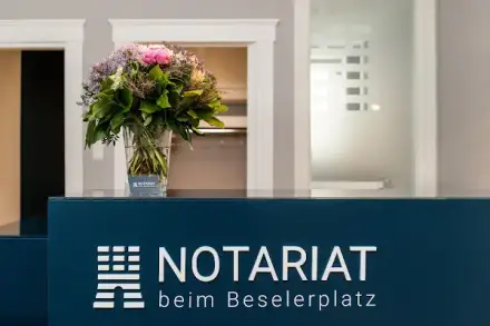Foto von Notare beim Beselerplatz - Notarin Lisa M. Sönnichsen & Notar Dr. Morten Mittelstädt