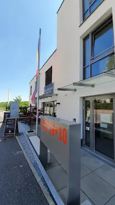 Foto von Notarin Veronika Grömer