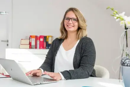 Foto von Rechtsanwältin Jennifer Anna Falk