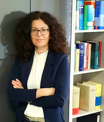 Foto von Rechtsanwältin und Notarin Heike Drewes