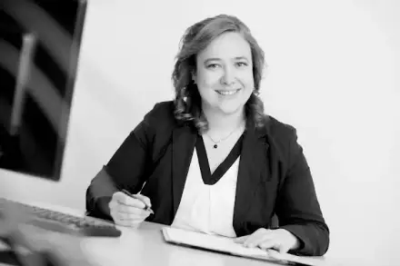 Foto von Rechtsanwältin und Notarin Ruth Nobel Fachanwältin für Familienrecht Fachanwältin für Sozialrecht